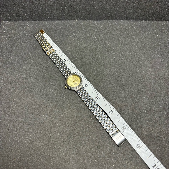 Vintage Citizen Quartz Womans Watch Working With New Battery L1A - Picture 5 of 6